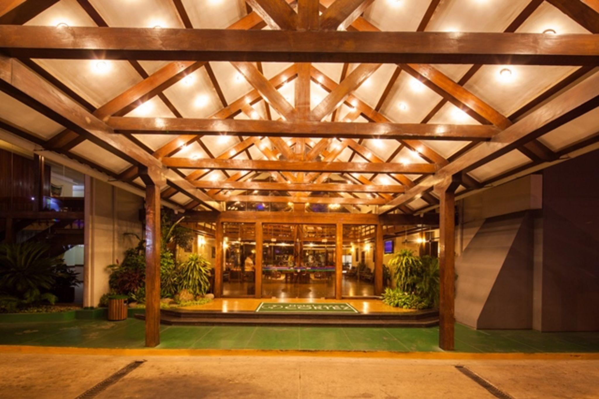 Hotel Cortez Санта-Крус-де-ла-Сьерра Экстерьер фото